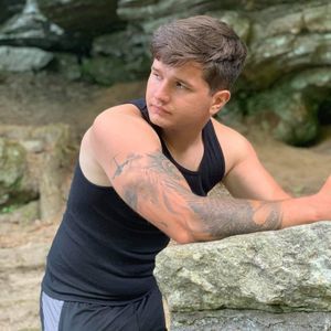 Meet your Posher, Chuck